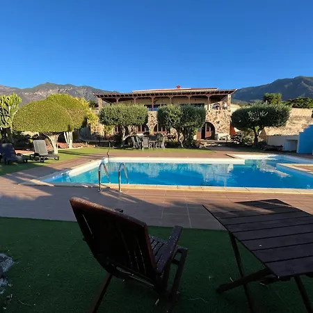 Tomillos كانديلاريا